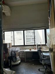 L & Y Building (D20), Warehouse #570041291